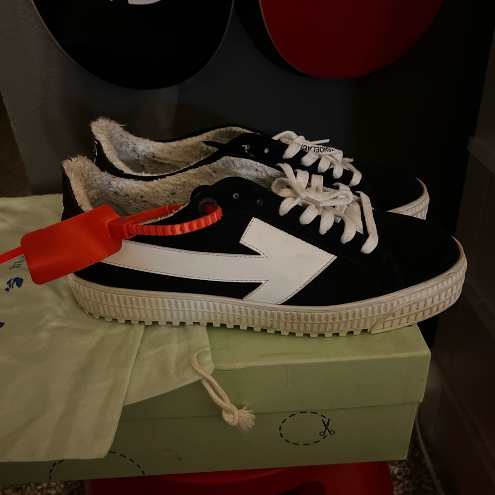 Off white shoes